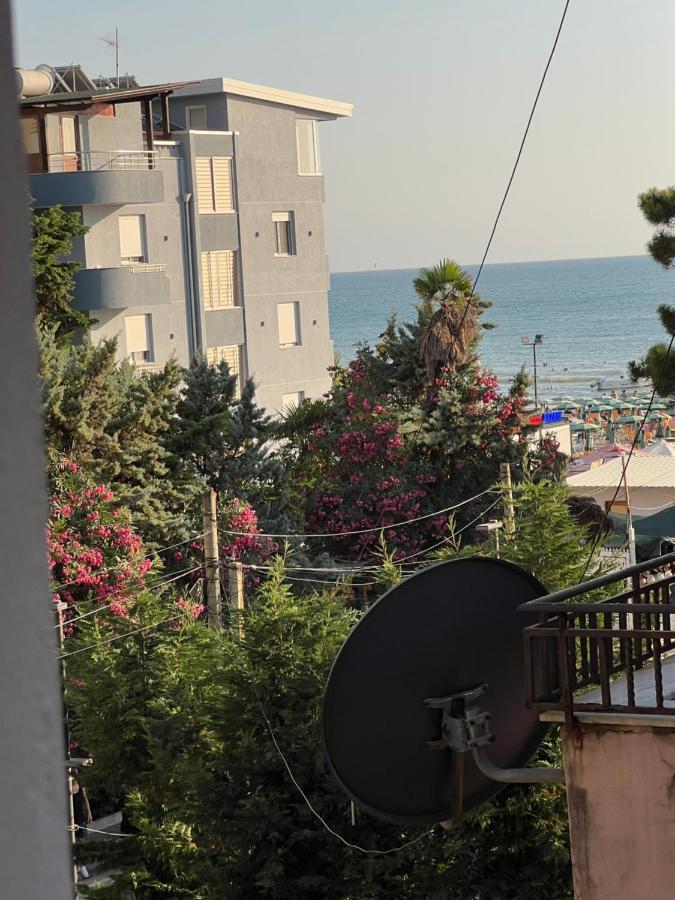Sea View Apartment Durres Exterior photo